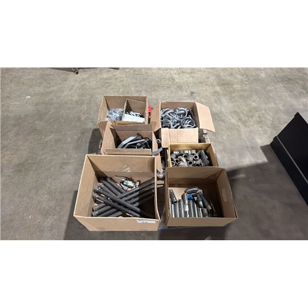 PALLET OF BLACK PIPE FITTINGS, ASSORTED PIPE HANGERS, ETC