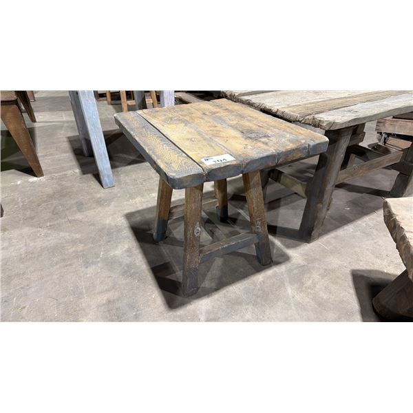 RUSTIC WOODEN SQUARE TABLE - APPROX. 2 1/2FT X 2 1/4FT X 2 1/4FT TALL