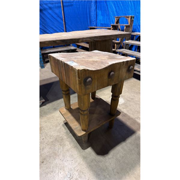 RUSTIC WOODEN BUTCHER BLOCK - APPROX. 2FT X 2FT X 3FT TALL