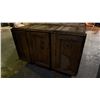 Image 4 : PALLET OF DECORATIVE CHINESE CRATES