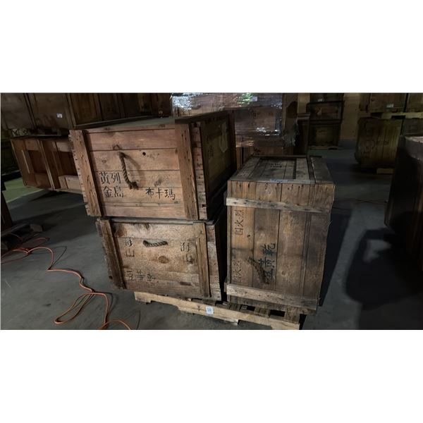 PALLET OF DECORATIVE CHINESE CRATES