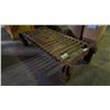 Image 2 : BENCH/BED