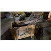 Image 1 : BOX LOT OF DRIFTWOOD