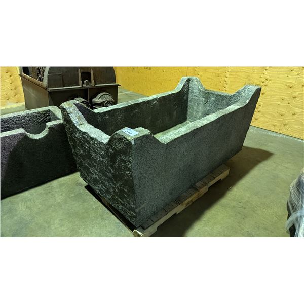 LARGE ARTIFICIAL STONE TROUGH
