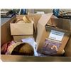 Image 2 : LARGE BOX OF MISC ITEMS
