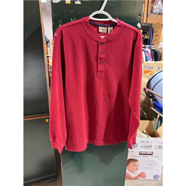 L. L. BEAN men's small regular.