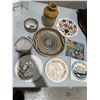 Image 1 : Trivets and other kitchen