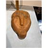 Image 1 : Carved mask