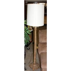 1 Floor Lamp w/ Rheostat Switch