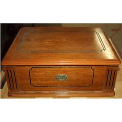Thomas Museum Series Record Player