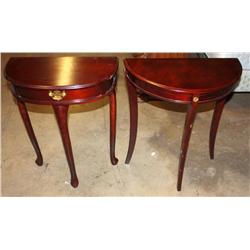 2 Side Tables