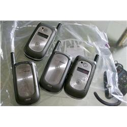 LOT OF 4  VERIZION CELL PHONES & 1 BLUE TOOTH