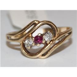 14K & .1ctw Diamond & Ruby Ring