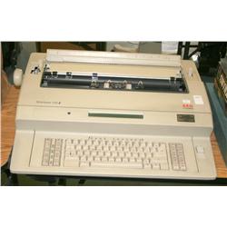 AEG OLYMPIA TYPE WRITER