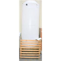 300 GAL CONTAINER