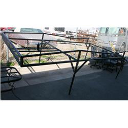 TRUCK RACK BY CAMPOUT