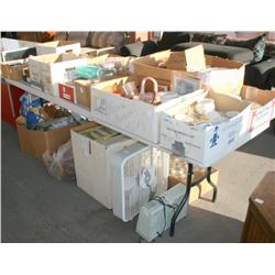 TABLE LOT OF MISC. KITCHEN WARE