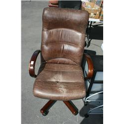 BROWN OFFICE CHAIR