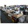 Image 1 : TABLE LOT OF MISC ITEMS