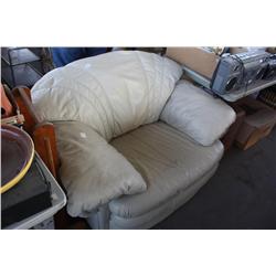 crunchy sofa