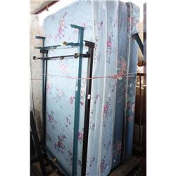Set of 2 mattress sets w/frames