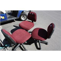 Lot of 3 office chairs