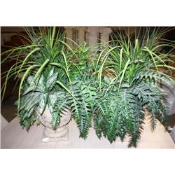 2 Fake Plants in Pot