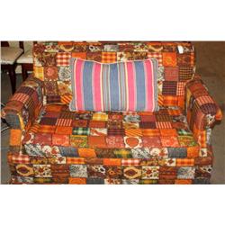 Retro Love Seat