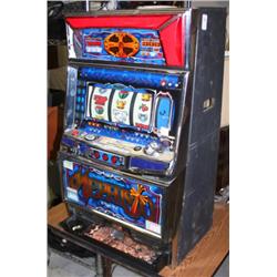 Slot Machine w/ Quarter Size Tokens
