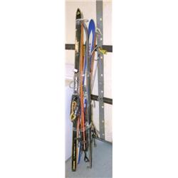 LOT OF MISC. SNOW  SKIS