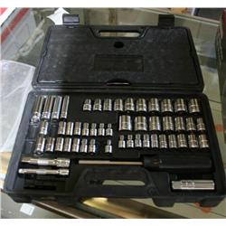 SOCKET SET