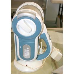 18V BLACK & DECKER CORDLESS VACUUM