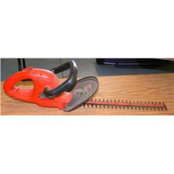 BLACK & DECKER 18" TRIMMER CRAFTSMAN CHAIN SAW