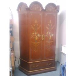 ARMOIRE