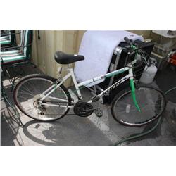 HUFFY MOUNTAIN BIKE