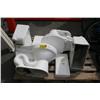 Image 1 : PALLET OF TOILETS