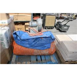 BOUNCE HOUSE W/ AIR UNIT