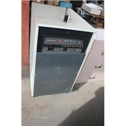 UNINTERUPTIBLE POWER SYSTEM