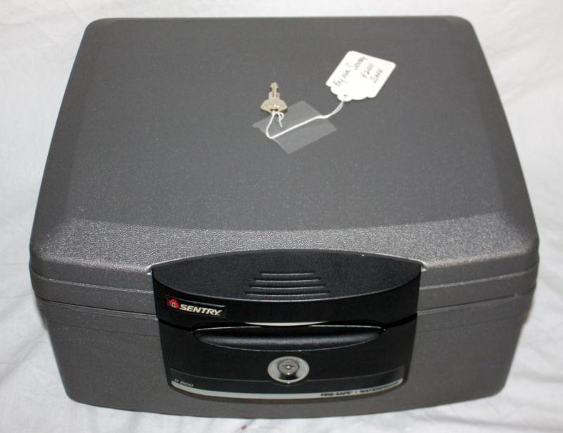 Sentry H2100 Fire Safe with Key
