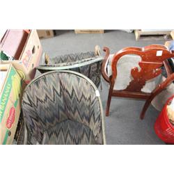 Quantity of 3 miscellaneous chairs