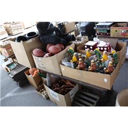 Table lot of miscellaneous merchandisable items