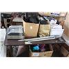 Image 1 : Table lot of miscellaneous items