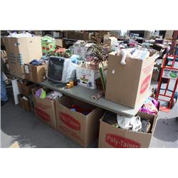 Table lot of miscellaneous household items
