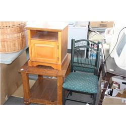 Set of 2 Chairs and 2 End tables