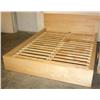 Image 1 : Queen Size Bed