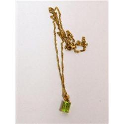 14K Gold Necklace With Peridot Pendant