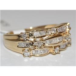 14K Gold & Diamonds Cluster Ladies Ring