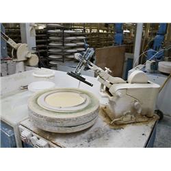 PLATE THROWING MACHINE