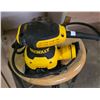 Image 2 : 4 Pc - Makita belt sander, DeWalt palm sander (New), Craftsman skill saw, Makita router