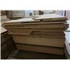 Image 6 : Pallet - (x21) 5/8" Maple Melamine 4x8' Sheets + Large sized off-cuts